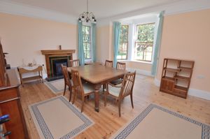 Dining Room- click for photo gallery